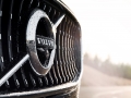 New Volvo V90 Cross Country detail