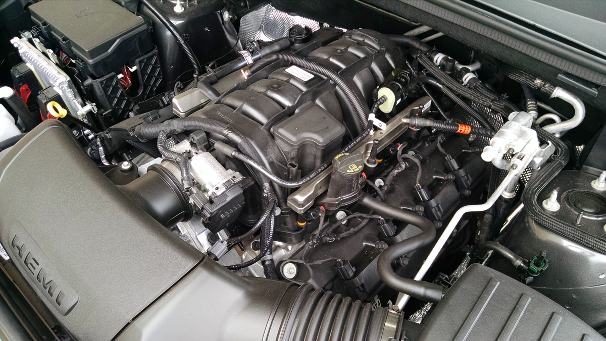 17-Dodge-Durango-Engine-9