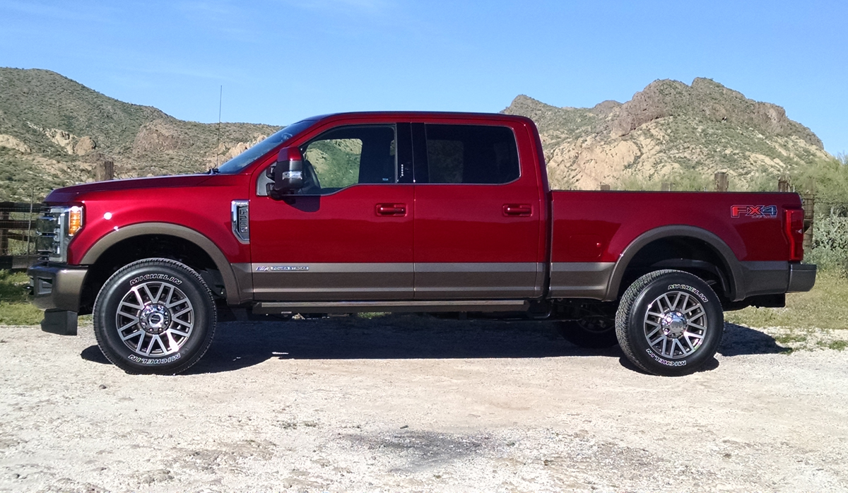 17-Ford-Super-Duty-8