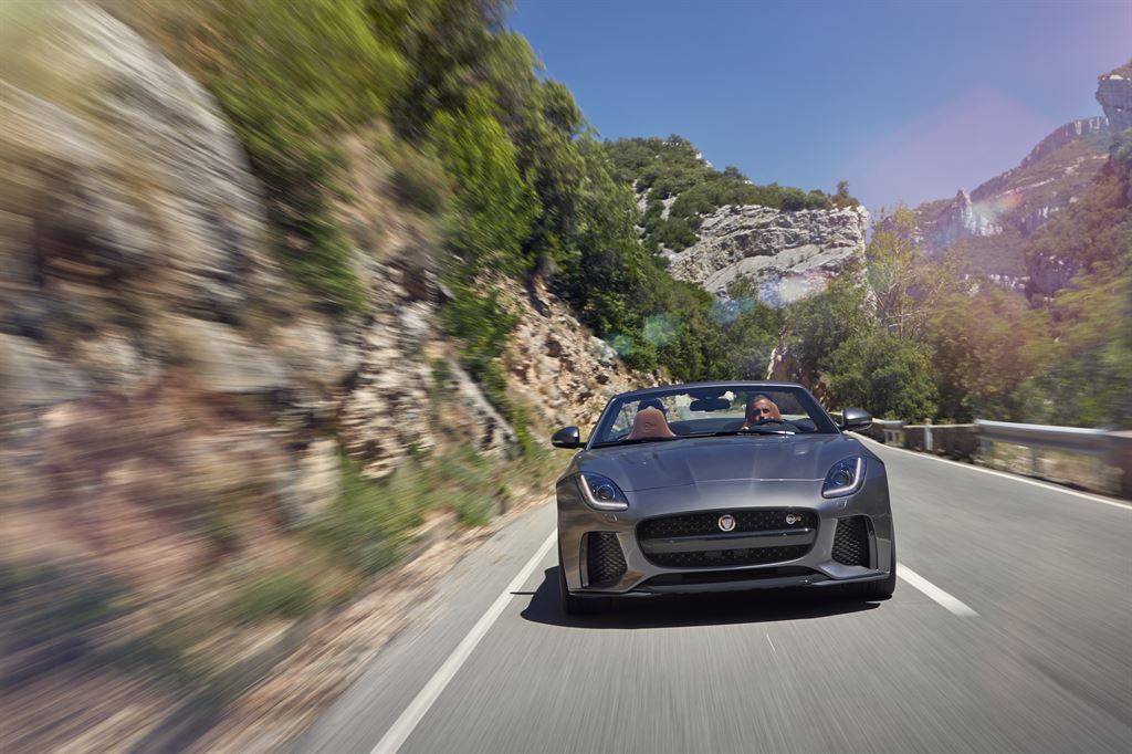 Jag_FTYPE_SVR_Convertible_Location_170216_20_LowRes