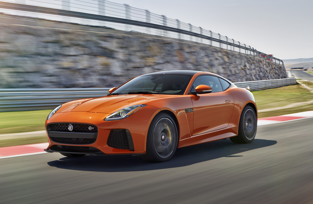 Jag_FTYPE_SVR_Coupe_Track_170216_14
