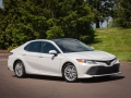 2018-Toyota-Camry-XLE-(01)