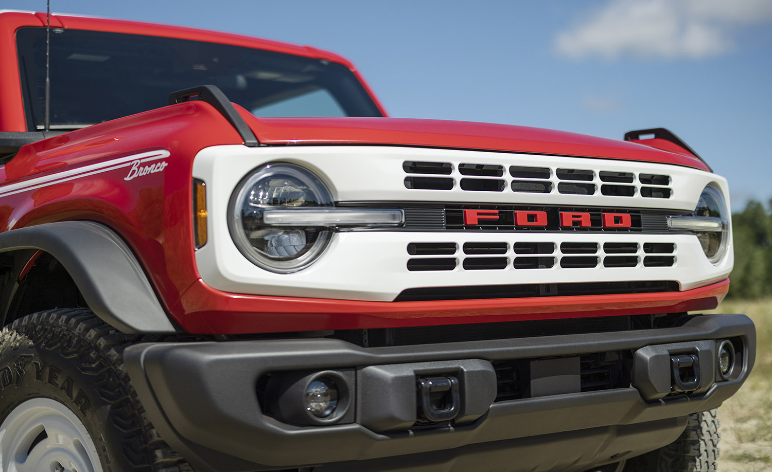 2023 Bronco Heritage Edition Race Red